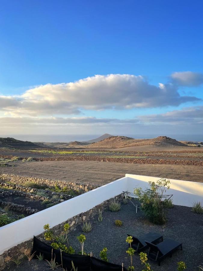 Azur Arts Lanzarote Lofts Apartment Tinajo Exterior photo